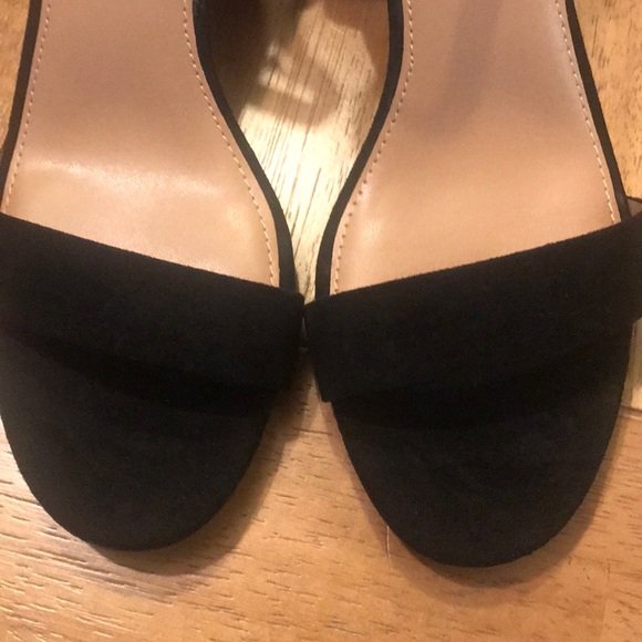 Black open toe sandals (Brand new with tags) - Picture 2 of 4